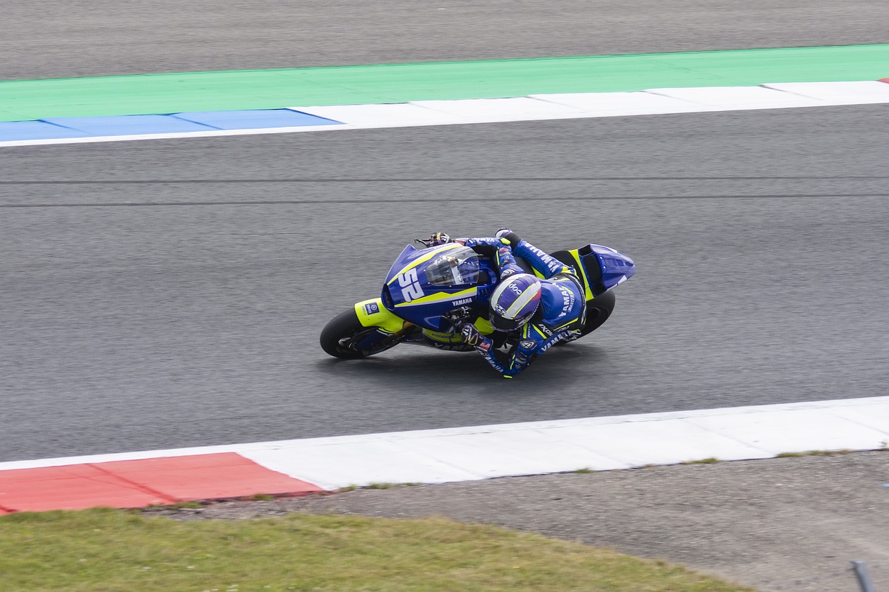 年中帮助球 年中帮助球